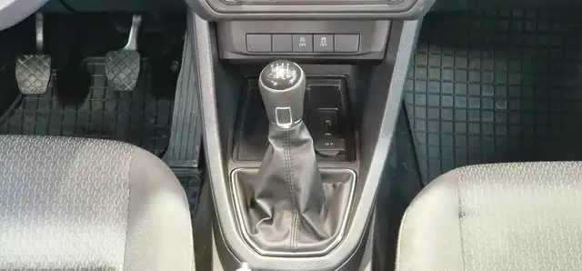 Volkswagen Caddy view 15