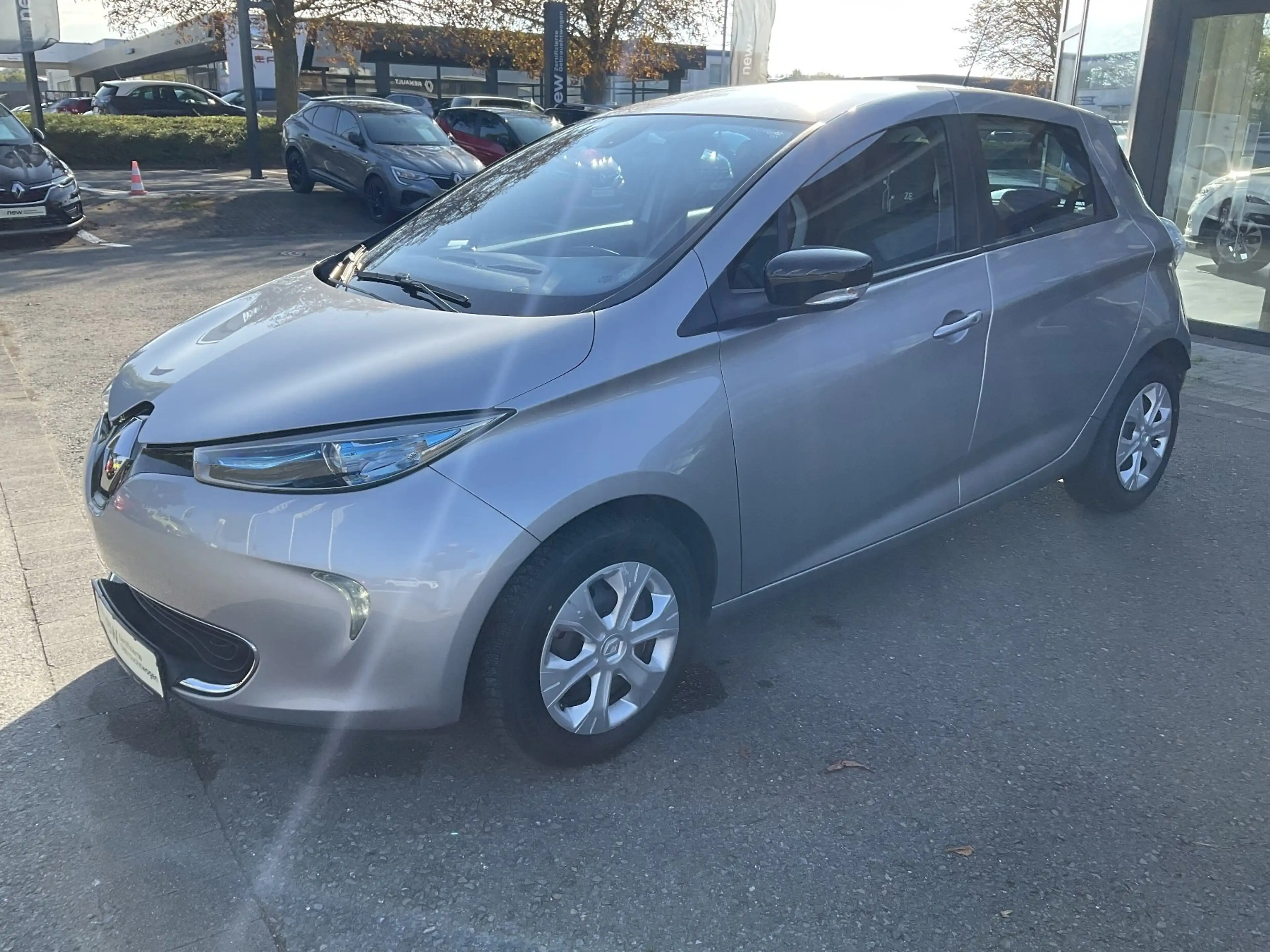 Renault ZOE Intens 22 kW — photo 7