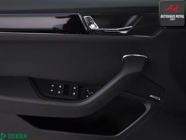 Skoda Superb view 24