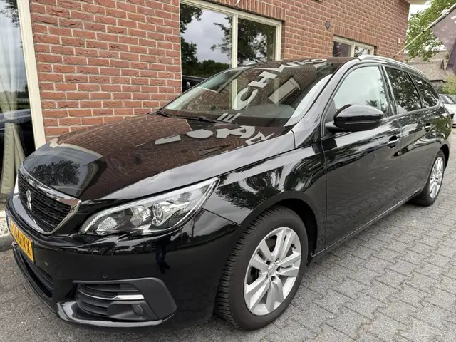 Peugeot 308 view 13