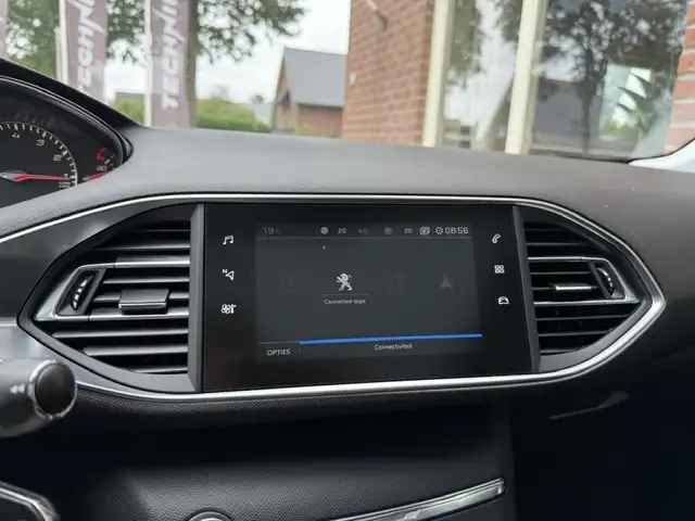 Peugeot 308 view 22