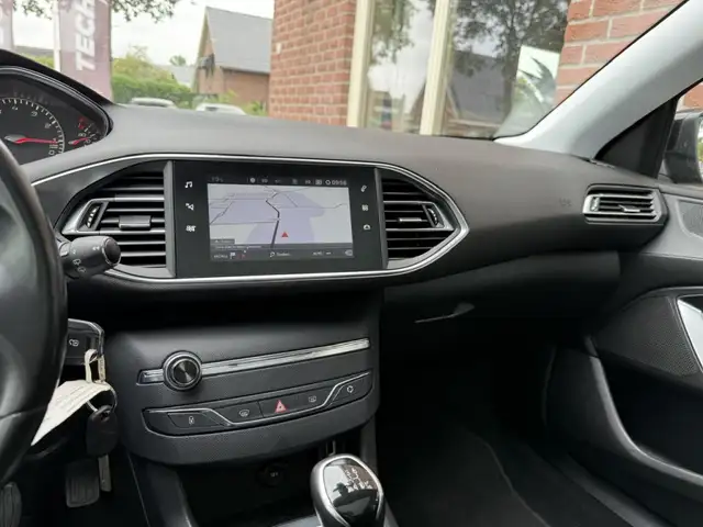 Peugeot 308 view 28