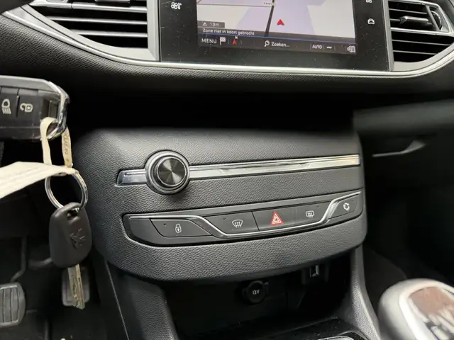 Peugeot 308 view 25
