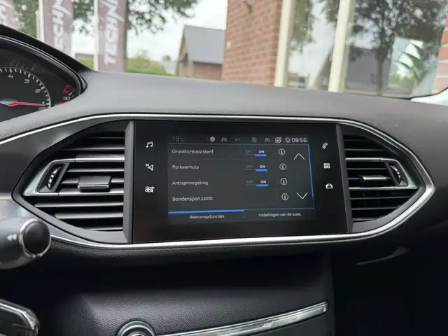 Peugeot 308 view 23