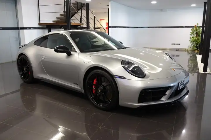 Porsche Carrera 2022