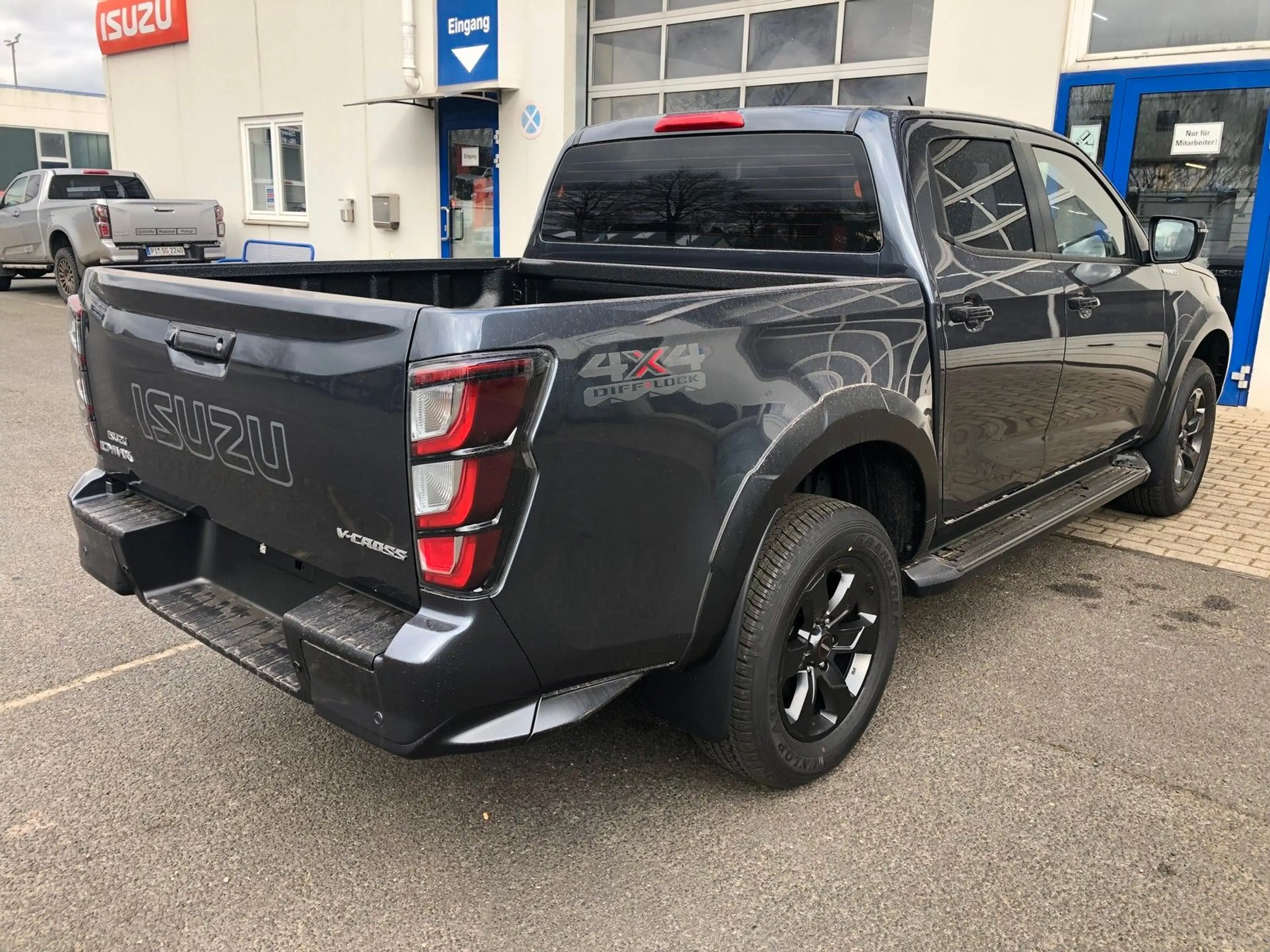 Isuzu D-Max Double Cab V-Cross AT neues Modell+SOFORT+ — photo 10