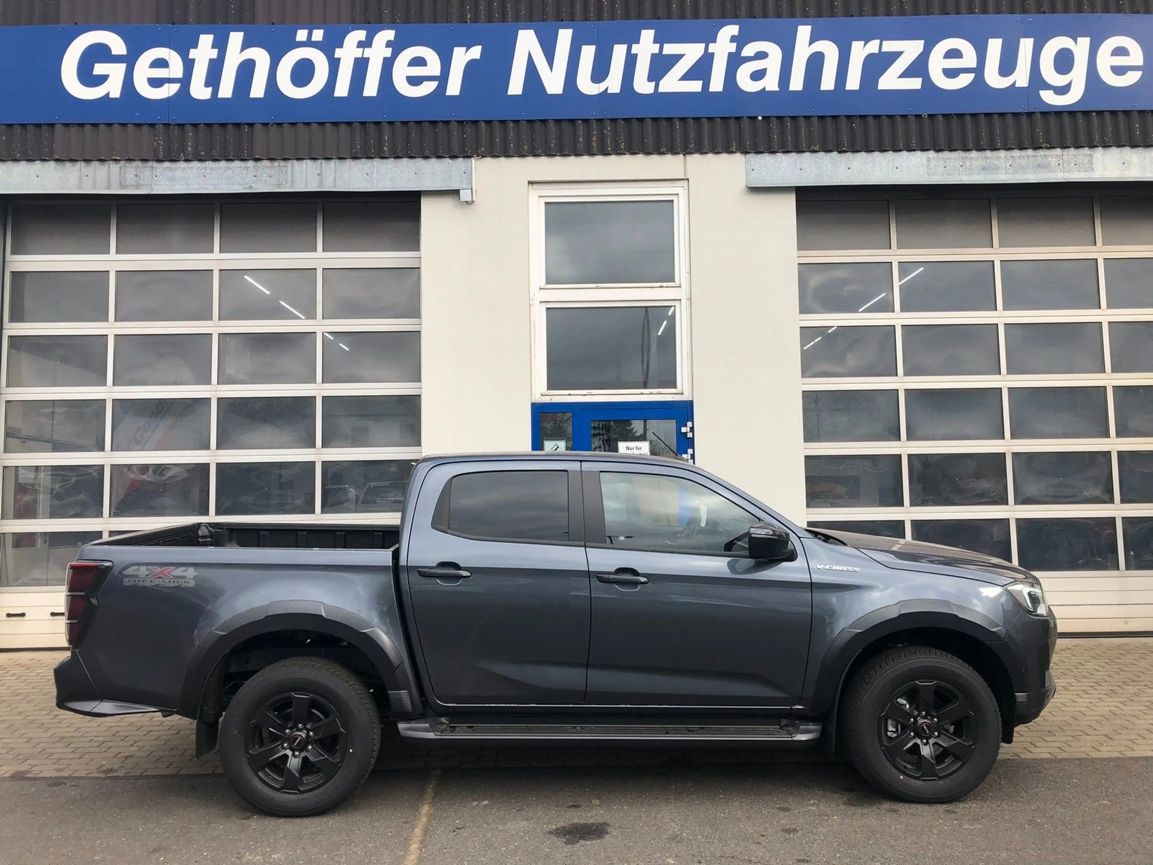 Isuzu D-Max Double Cab V-Cross AT neues Modell+SOFORT+ — photo 7