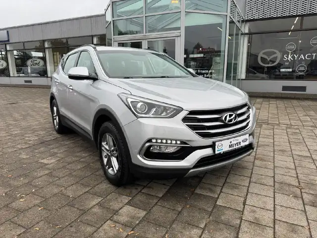 Hyundai SANTA FE Family 2WD