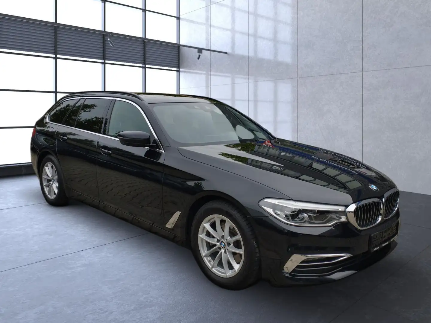BMW 520 d Touring xDrive Luxury Line*AHK*Pano Noir - 1