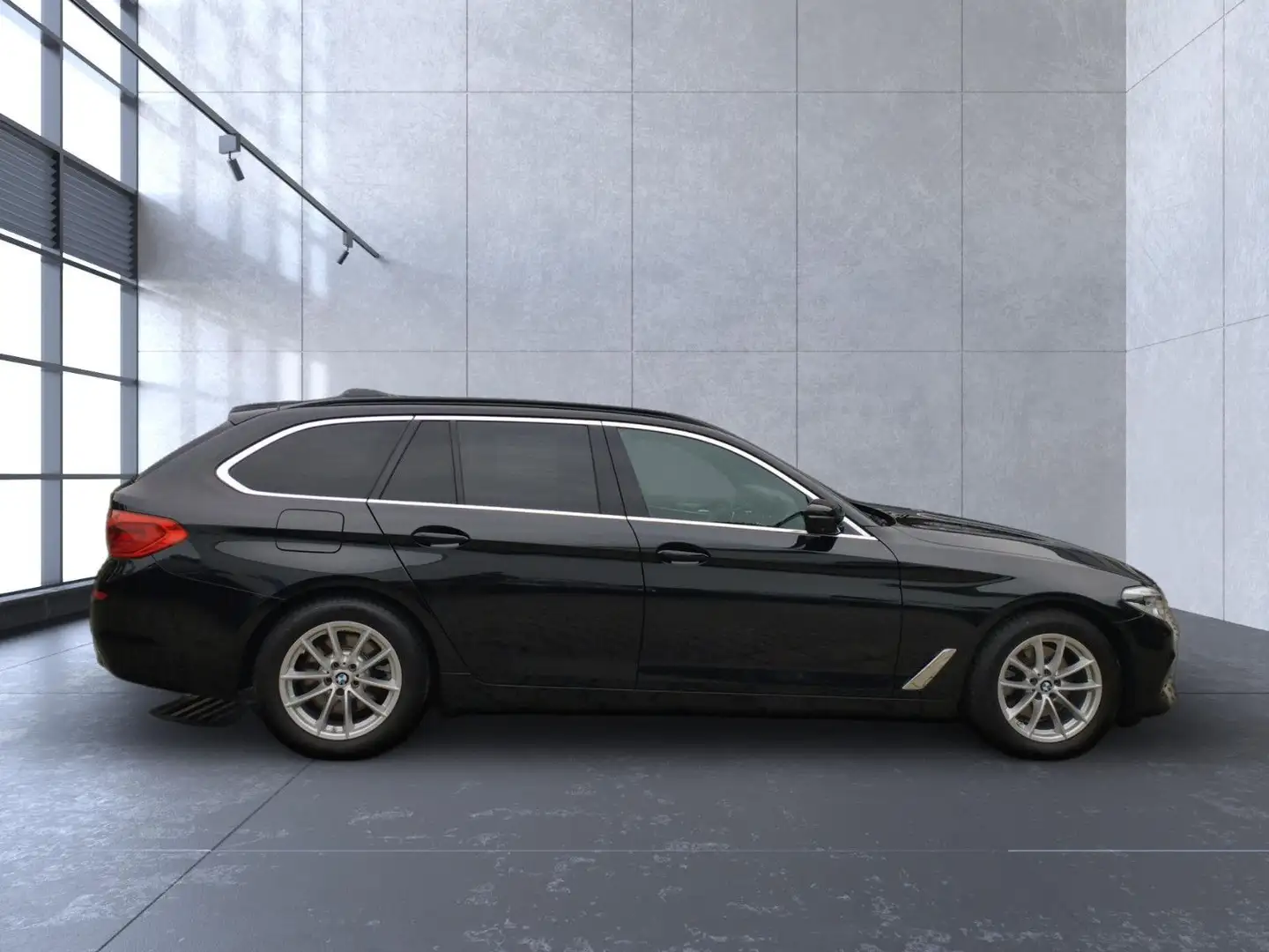 BMW 520 d Touring xDrive Luxury Line*AHK*Pano Noir - 2