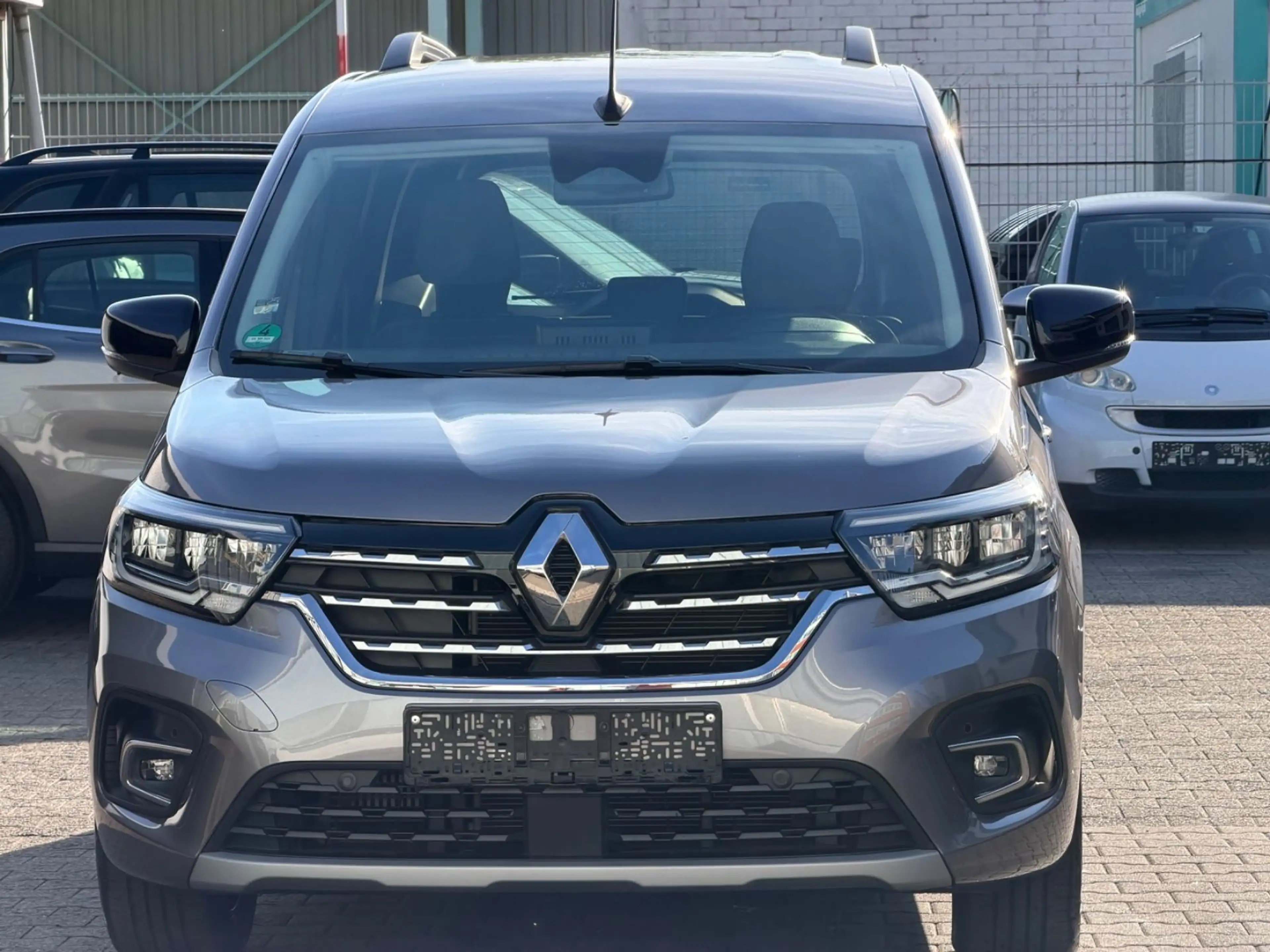 Renault Kangoo III Techno Autom. 2.Schiebetür Navi — photo 2