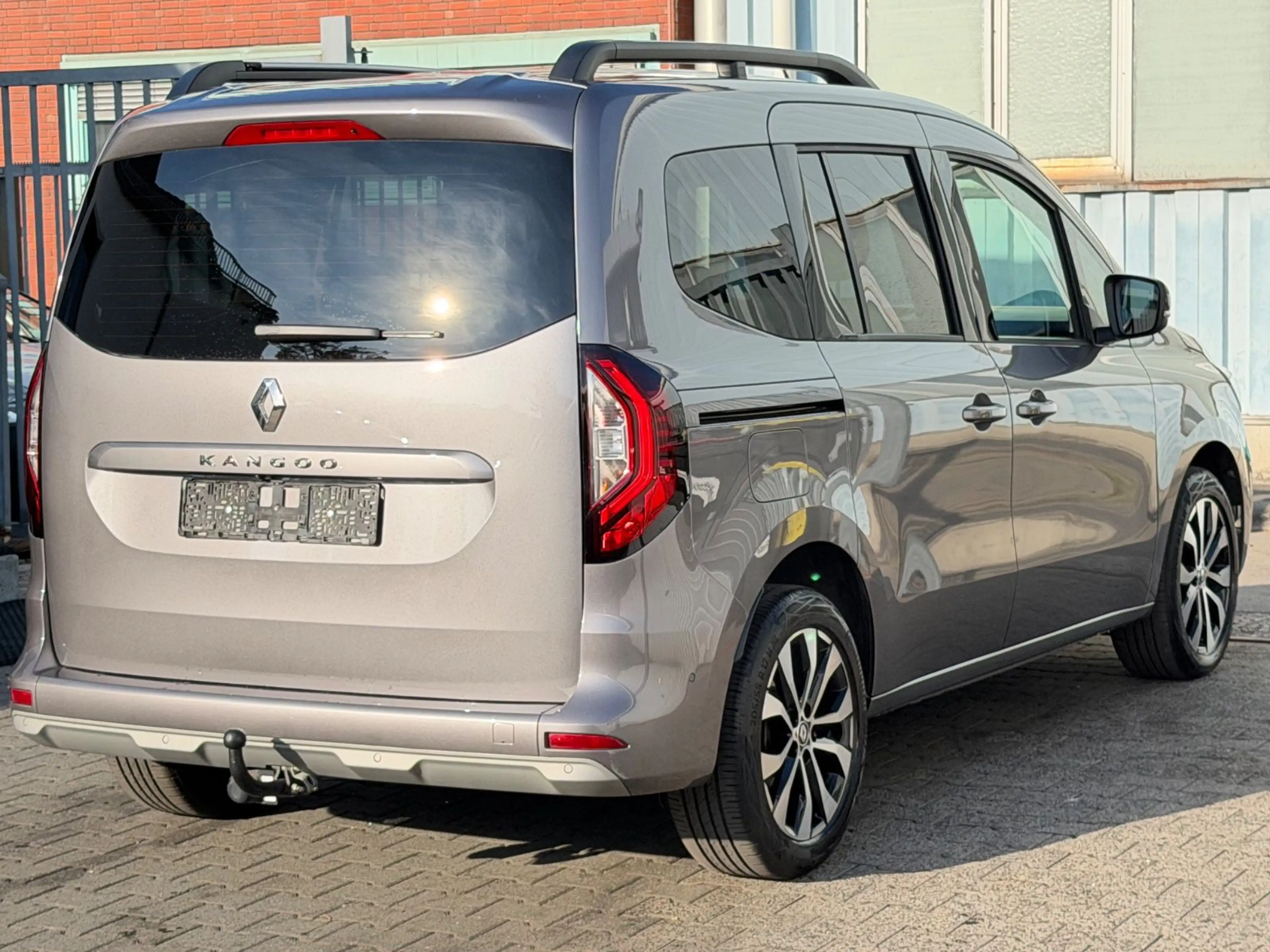 Renault Kangoo III Techno Autom. 2.Schiebetür Navi — photo 12