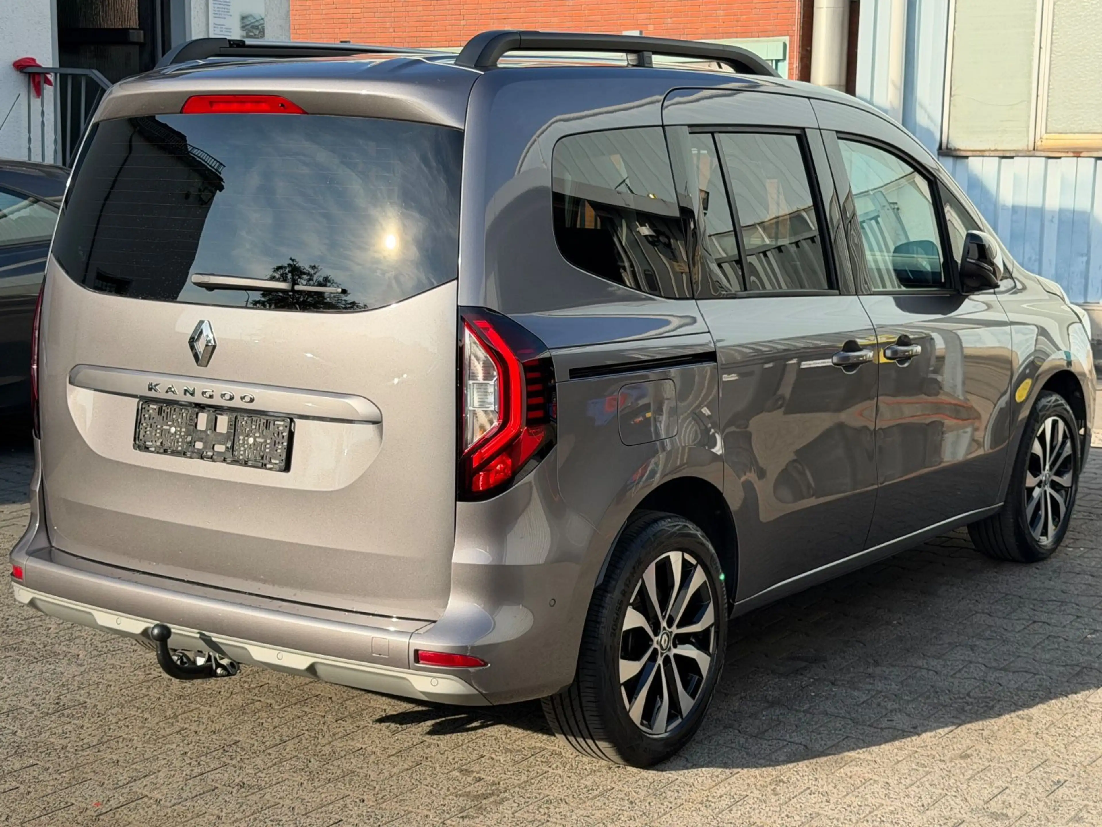 Renault Kangoo III Techno Autom. 2.Schiebetür Navi — photo 10