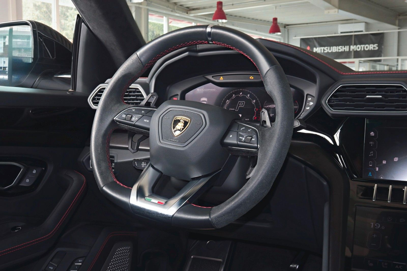 Lamborghini Urus 4.0 V8 Autom./TV-Tuner/Akrapovic — photo 9
