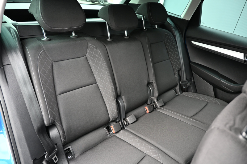 Skoda Karoq 1.0 TSI Business Edition — photo 13