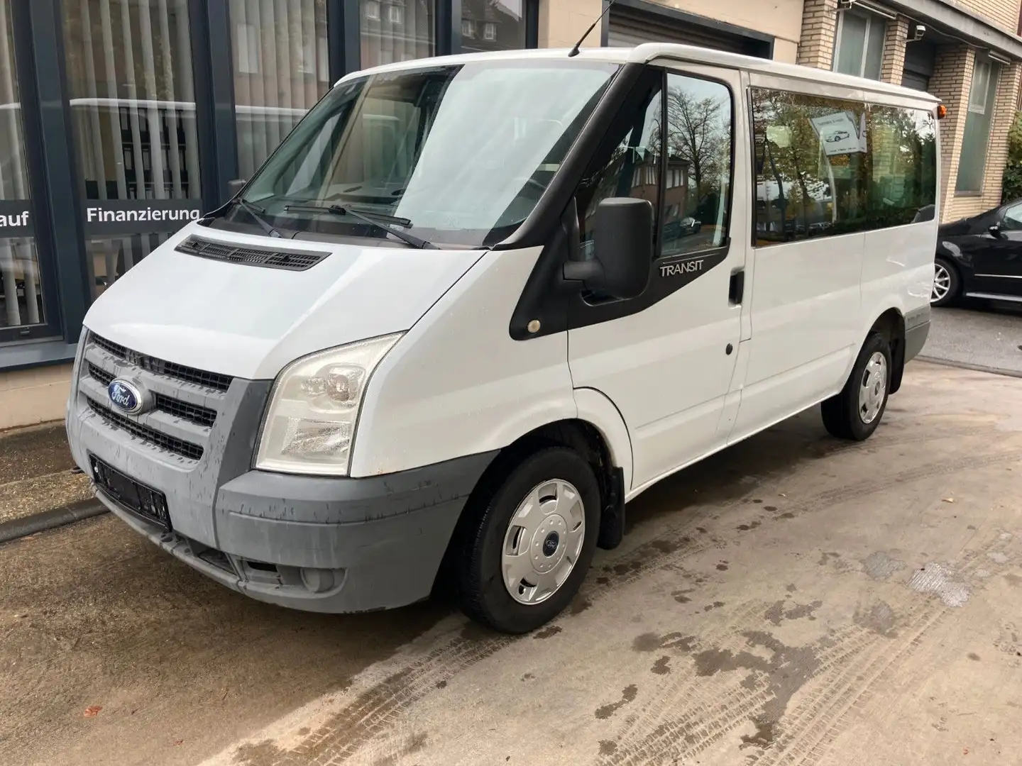 Ford Transit 9-Sitzer  - 4.998 €  Netto preis Blanc - 1