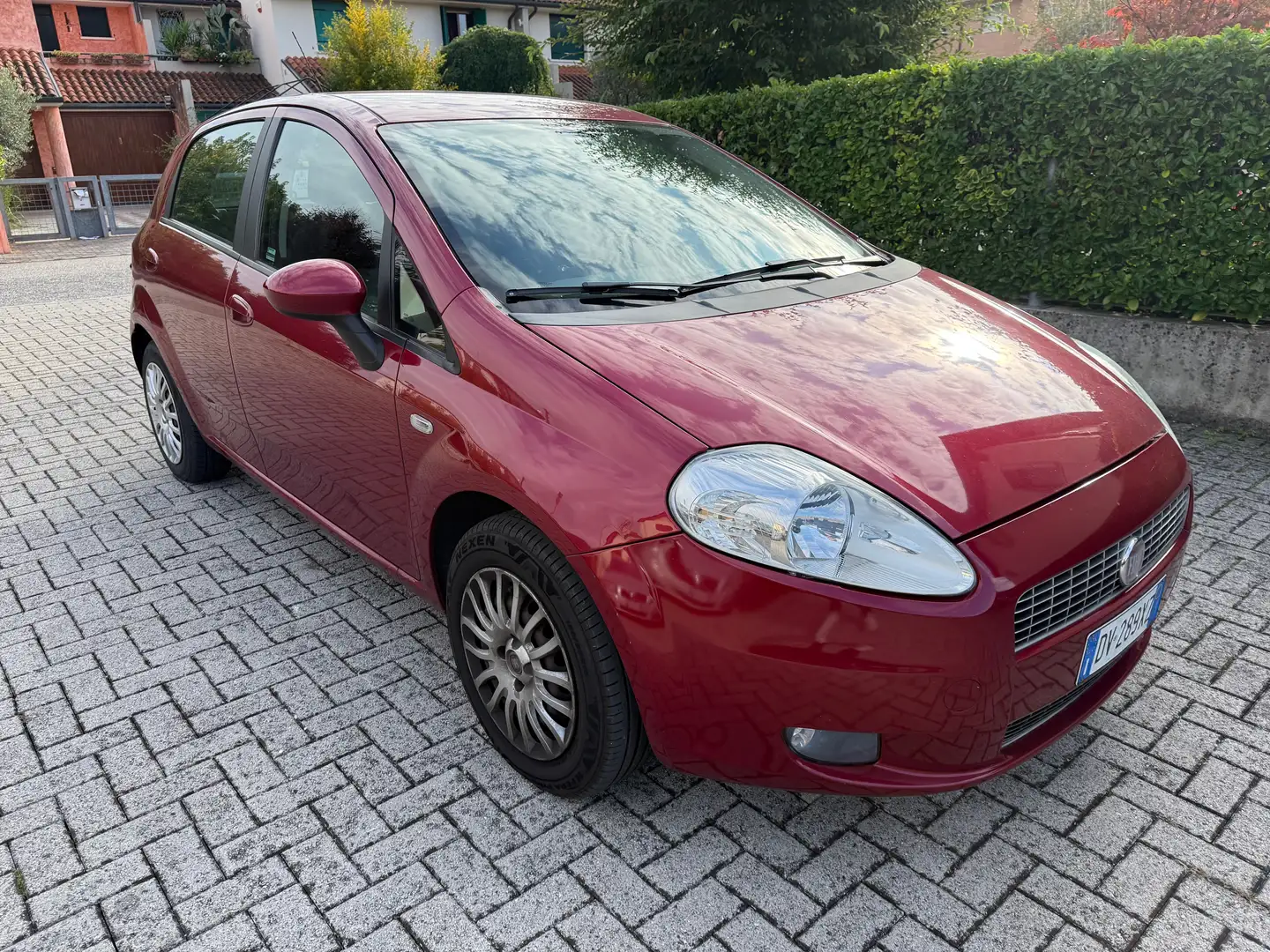 Fiat Grande Punto Grande Punto 5p 1.2 Neo patentati Rouge - 2
