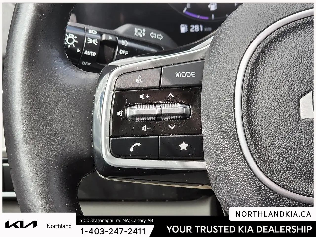 Kia Carnival photo Kia Carnival