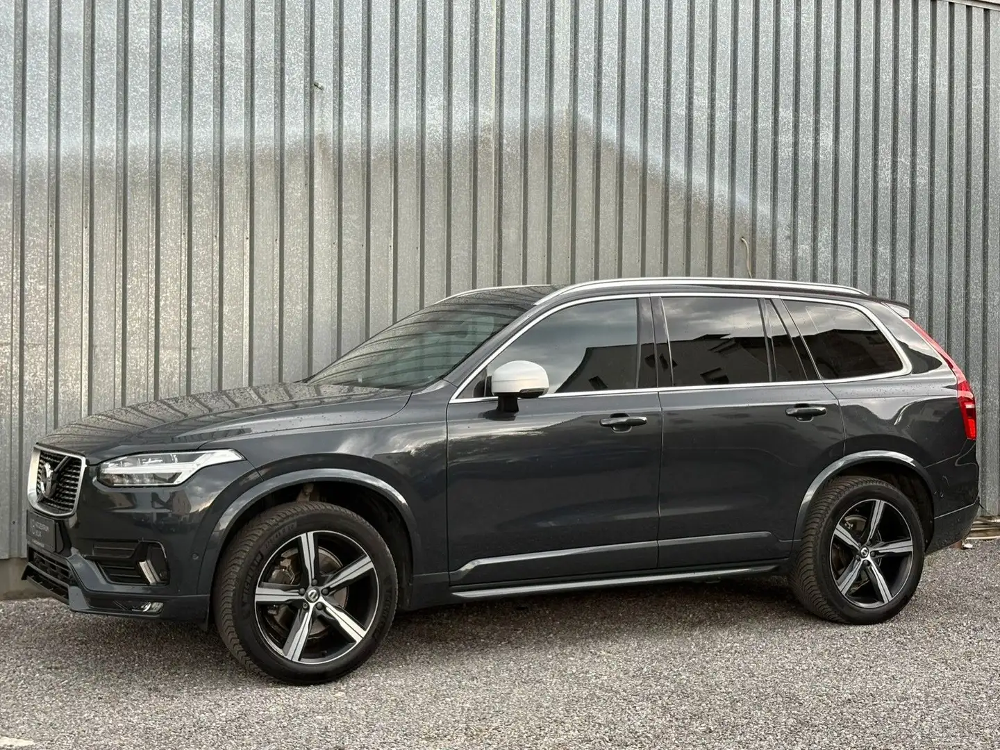 Volvo XC90 R Design AWD°LEDER°KAMERA°NAVI° Grau - 2