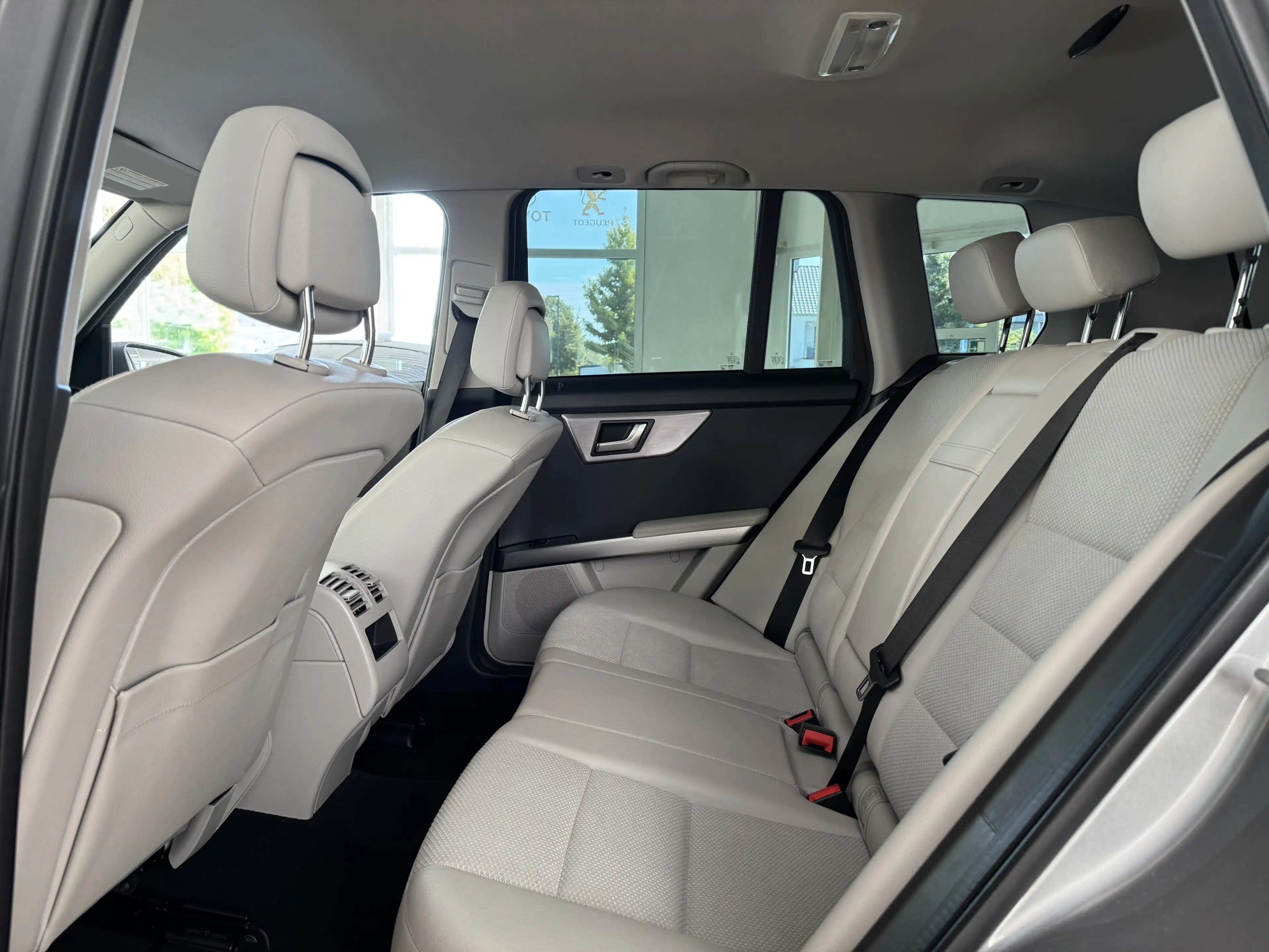 Mercedes-Benz GLK 220 CDi BE SPORTPAKET *NAVi*AHK*PDC* — photo 12