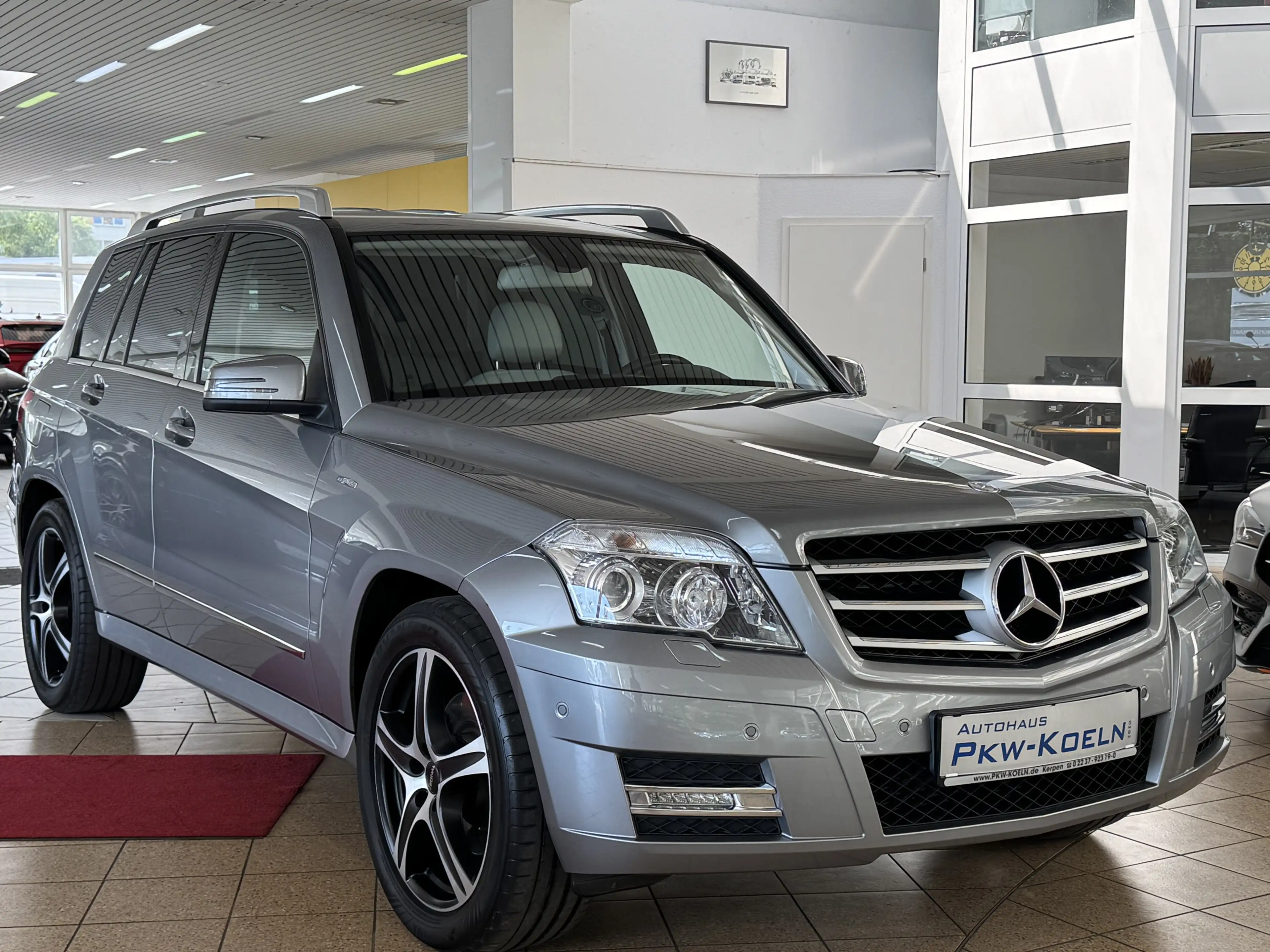 Mercedes-Benz GLK 220 CDi BE SPORTPAKET *NAVi*AHK*PDC* — photo 3