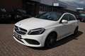 Mercedes-Benz A 180 i AMG Line, Pano, LED, SHZ, RFK Weiß - thumbnail 2