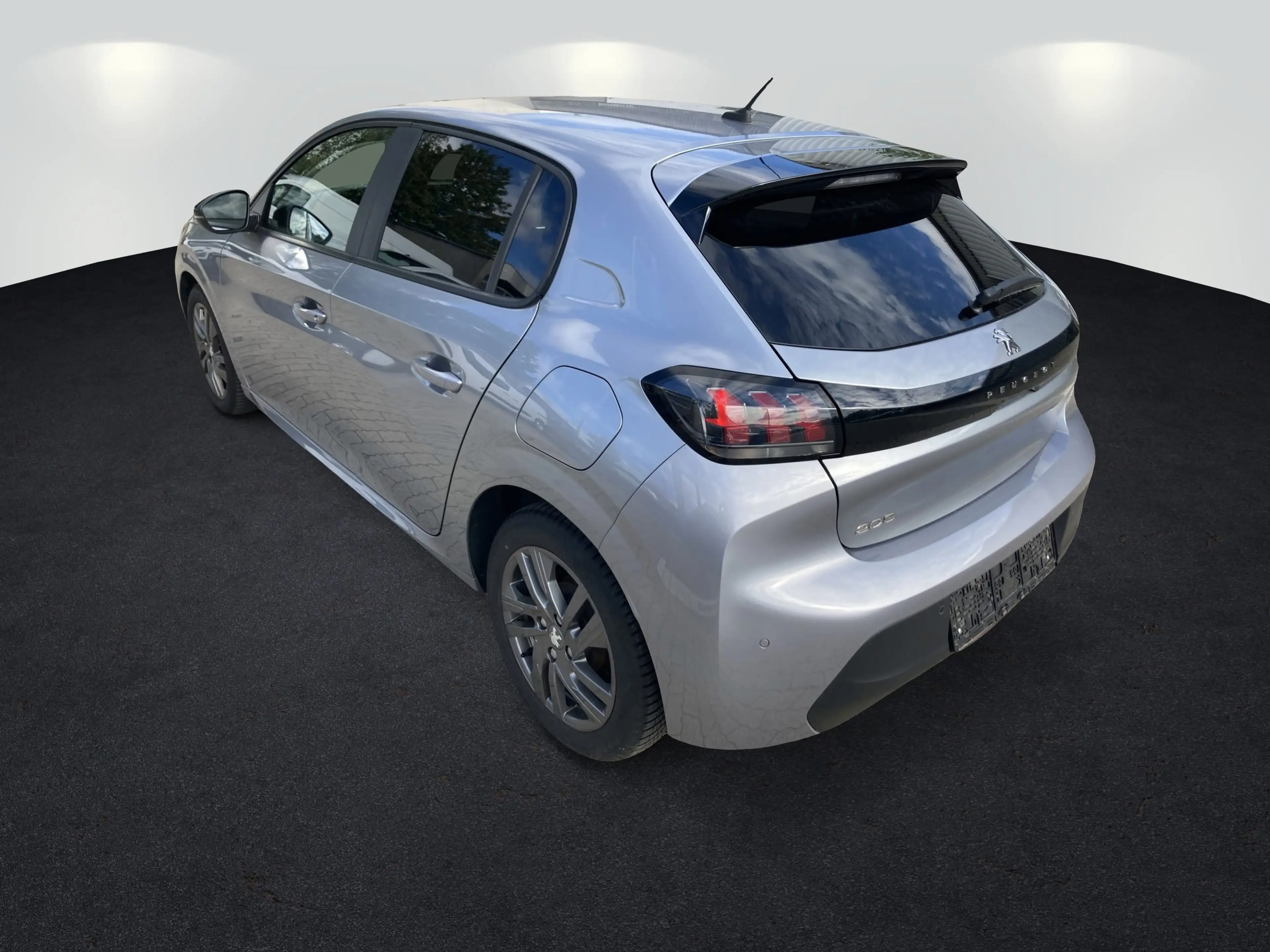 Peugeot 208 1.2 PureTech 75 Active Pack Akustikglas+LED — photo 5