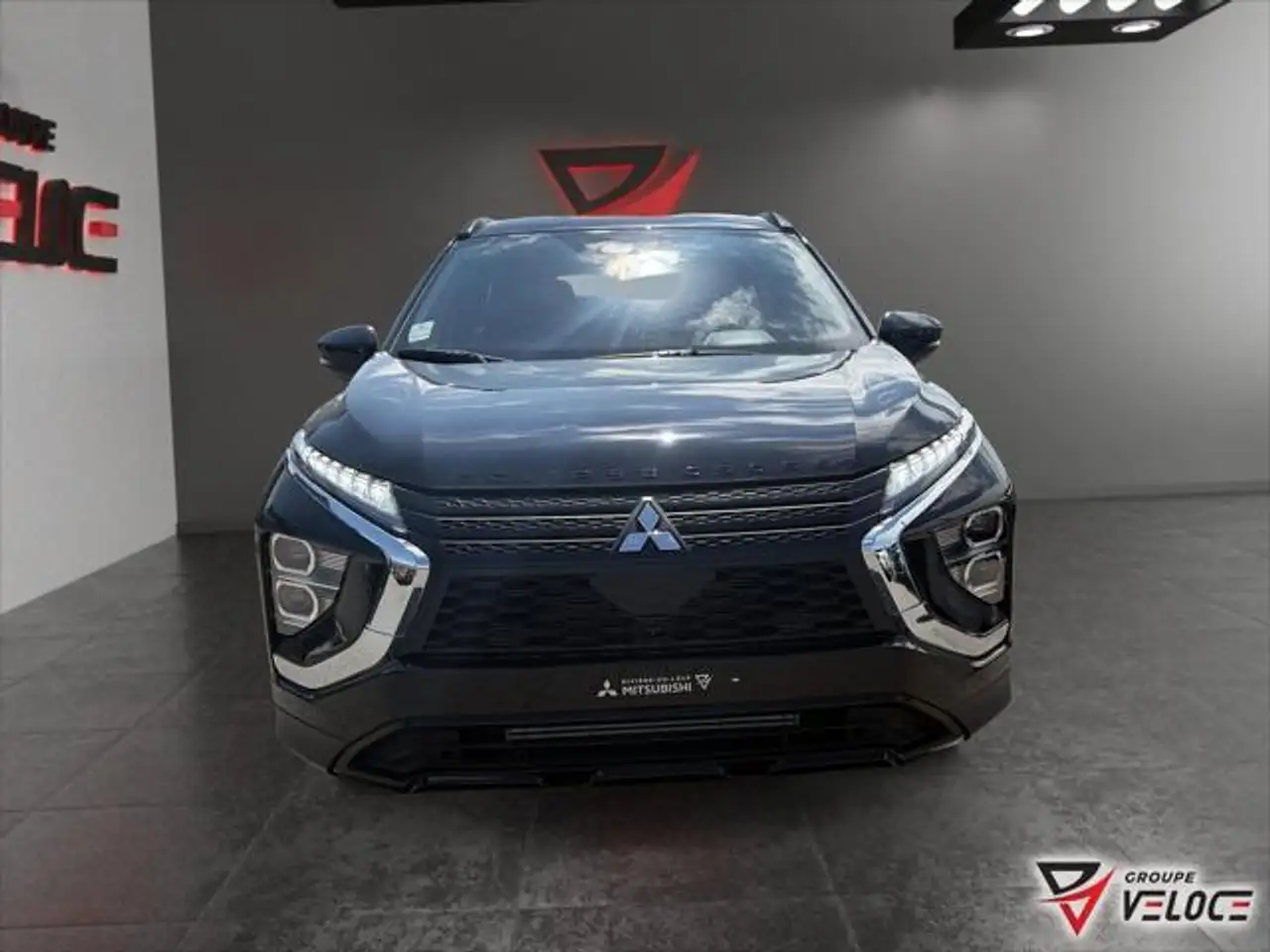 Mitsubishi Eclipse Cross снимка Mitsubishi Eclipse Cross