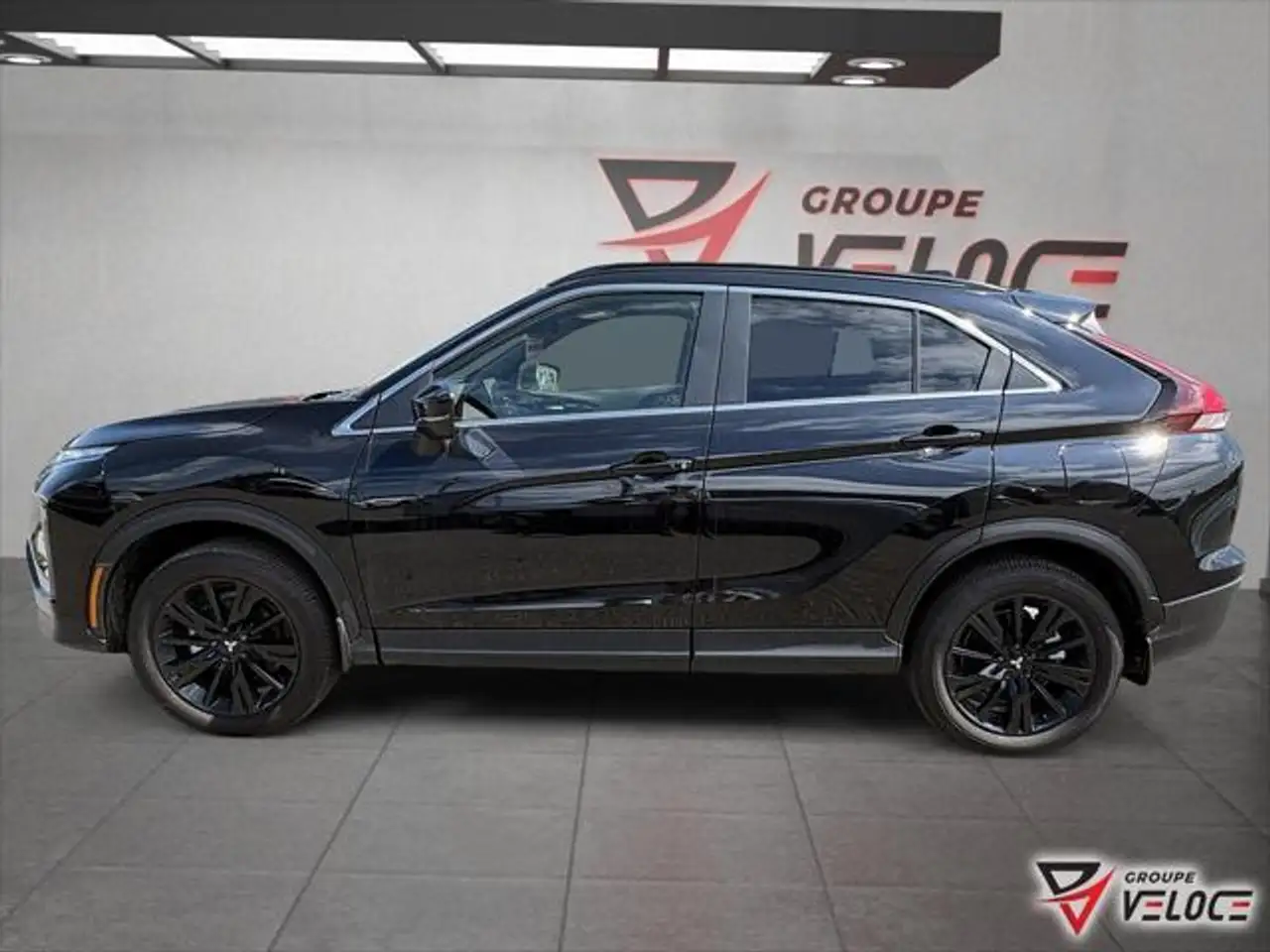 Mitsubishi Eclipse Cross снимка Mitsubishi Eclipse Cross