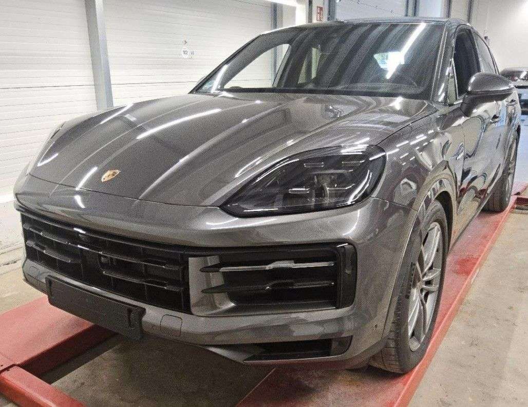 Second hand Porsche Cayenne 