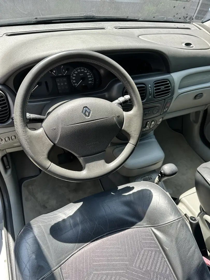 Renault Scenic 2.0 16V Aut. Dynamique - 2