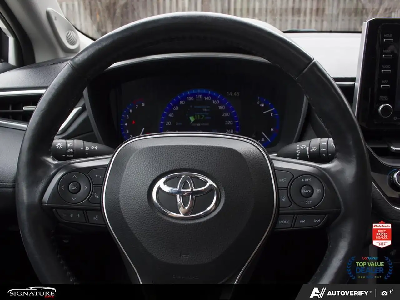 Toyota Corolla Cross снимка Toyota Corolla Cross