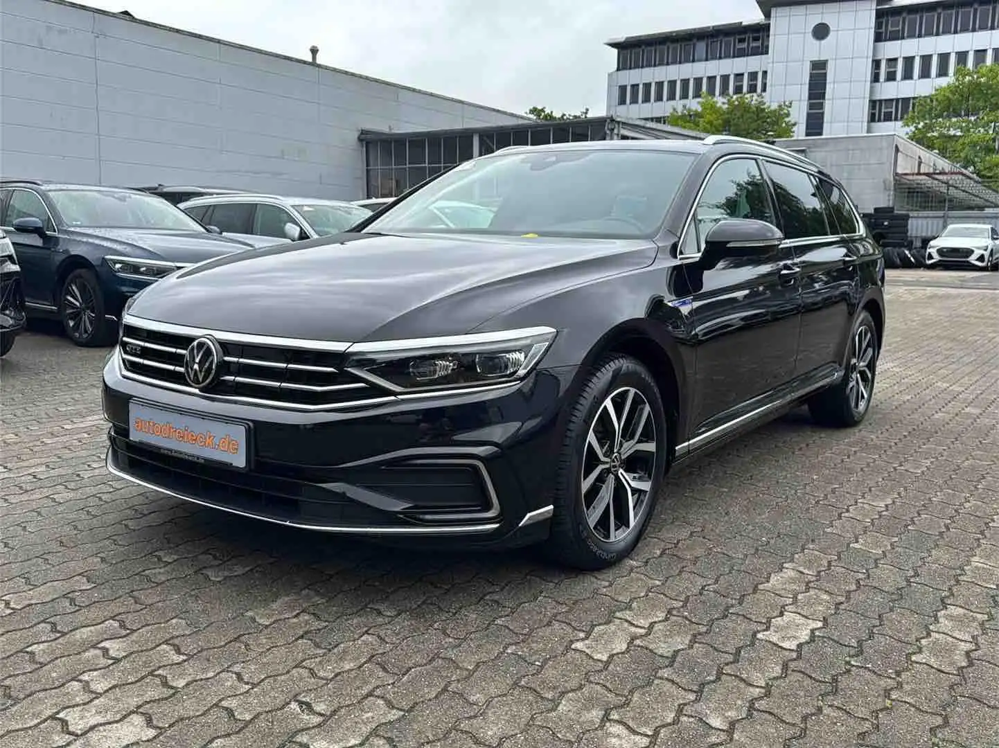 Volkswagen Passat Variant AHK DCC PANO IQ.LIGHT 360° VC Noir - 1
