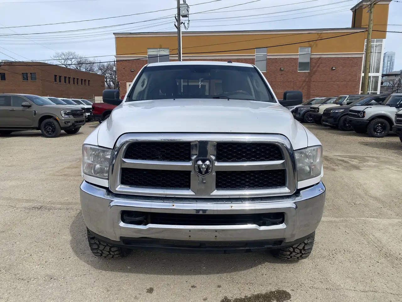RAM 2500 снимка RAM 2500