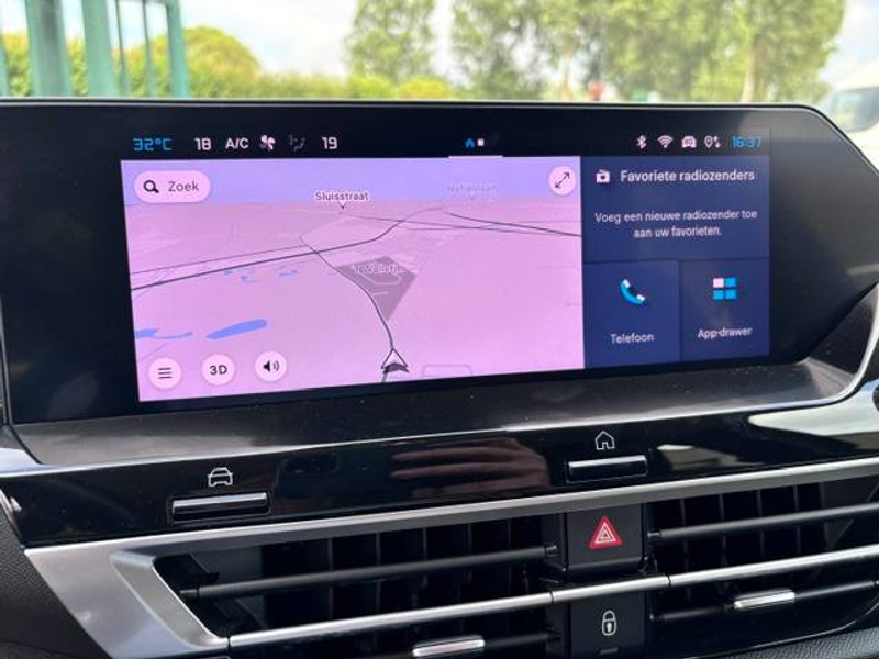 Citroen C4 C4 1.2 PureTech Shine Pack S — photo 11