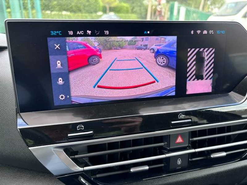 Citroen C4 C4 1.2 PureTech Shine Pack S — photo 14