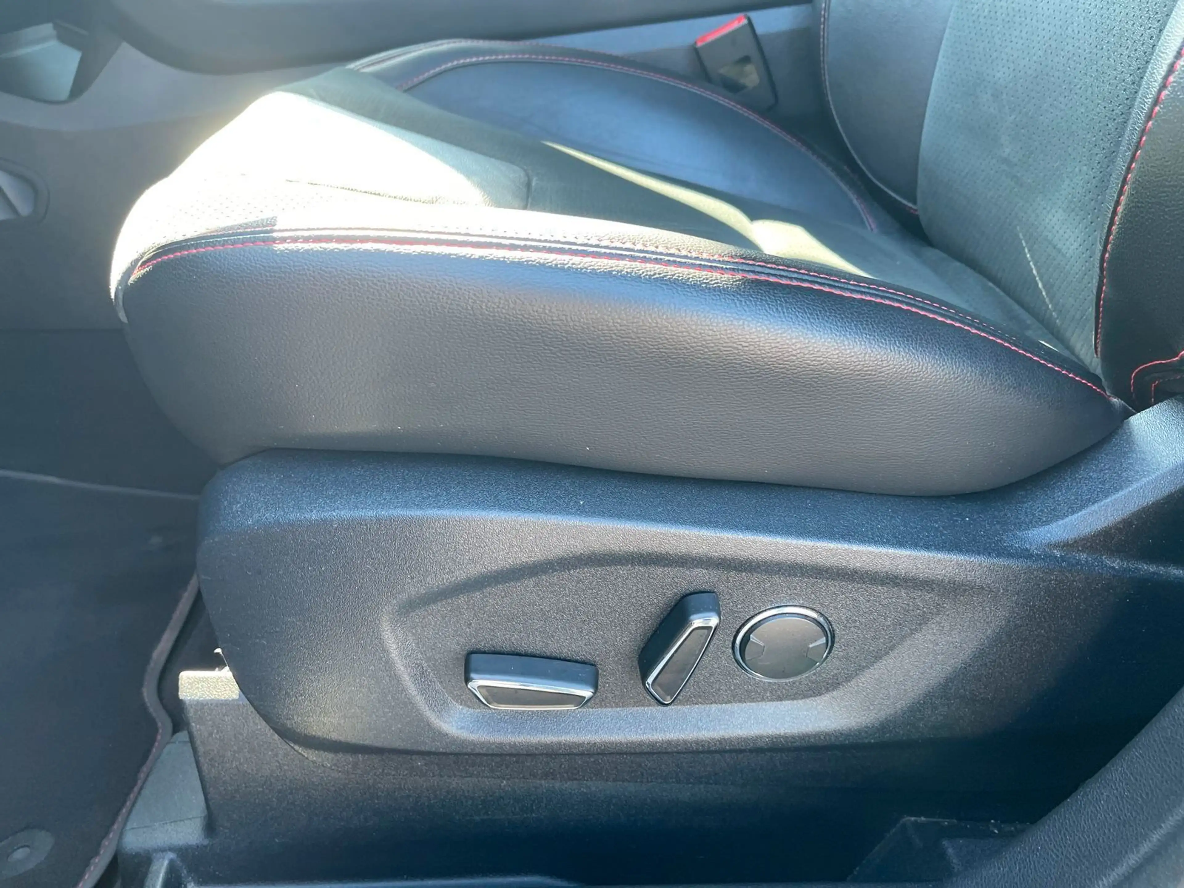 Ford S-Max ST-Line Navi+LED+Kamera+ACC — photo 13