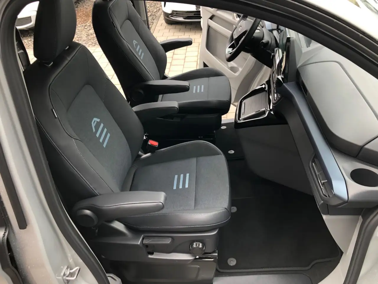 Ford Tourneo Custom 2026 — фото 15