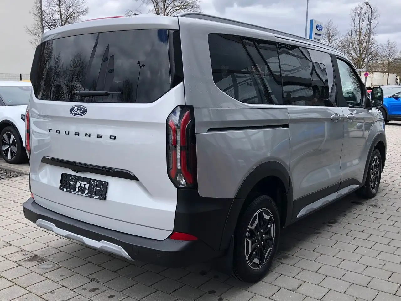 Ford Tourneo Custom 2026 — фото 8