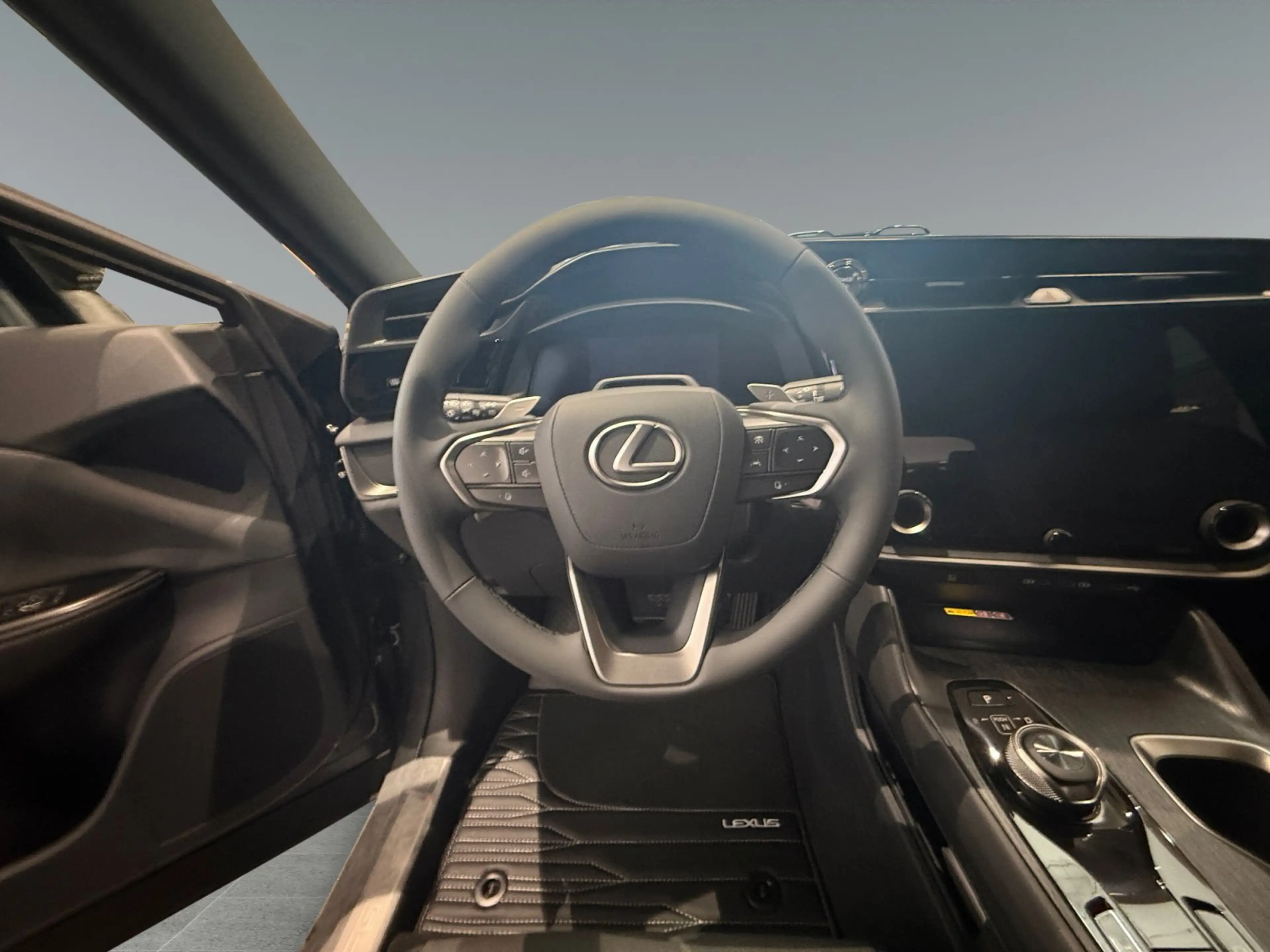Lexus RZ 350e  FWD Executive 2xKlima 360 ACC AUT — photo 13