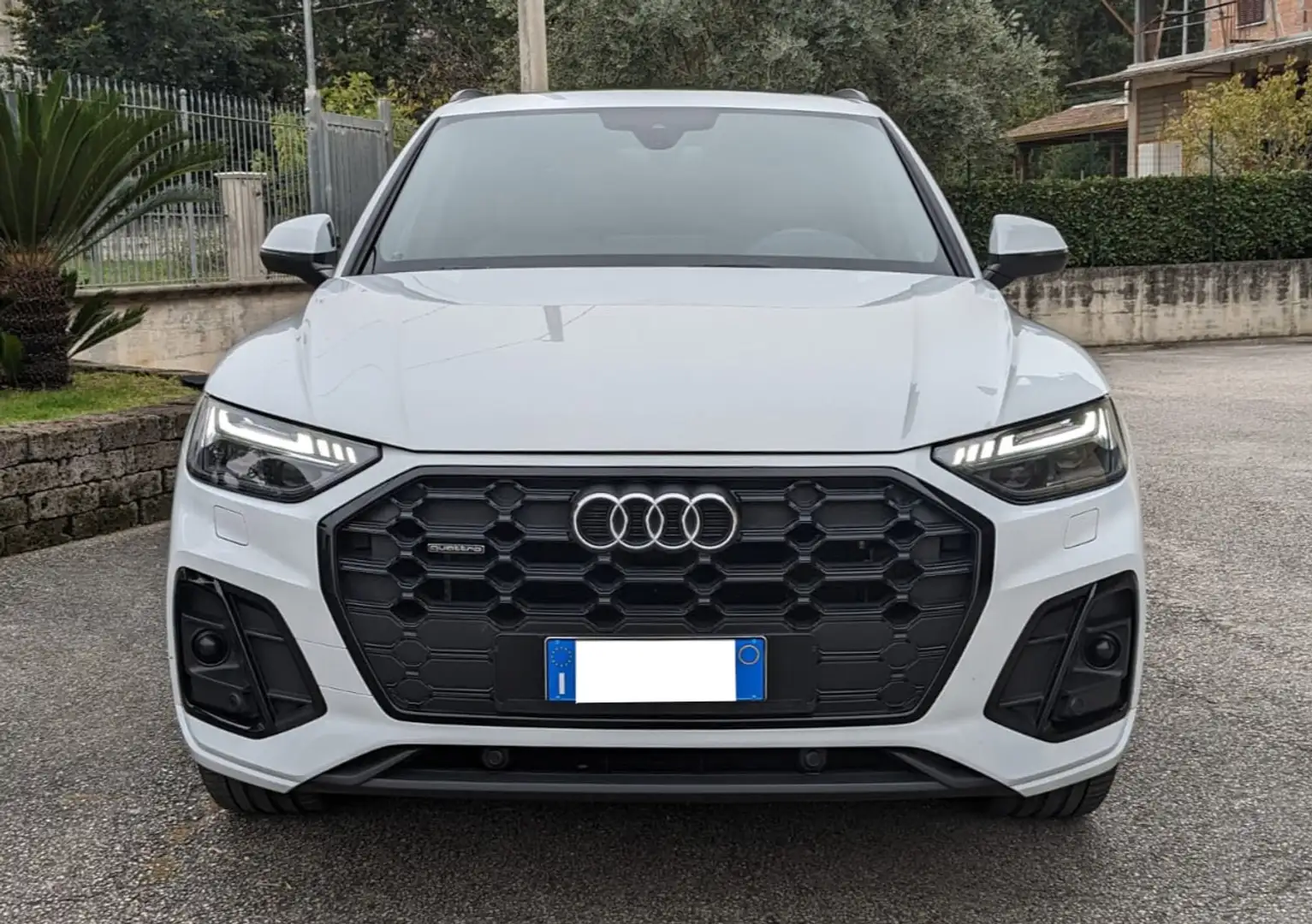 Audi Q5 40 2.0TDI Quattro S - Line /Matrix/ Virtual/Tetto Weiß - 2