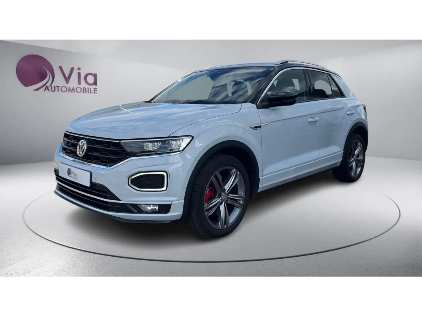 Volkswagen T-Roc 1.5 TSI 150 R-Line - SIEGES CHAUFFANTS / CARPLAY Grijs - 1