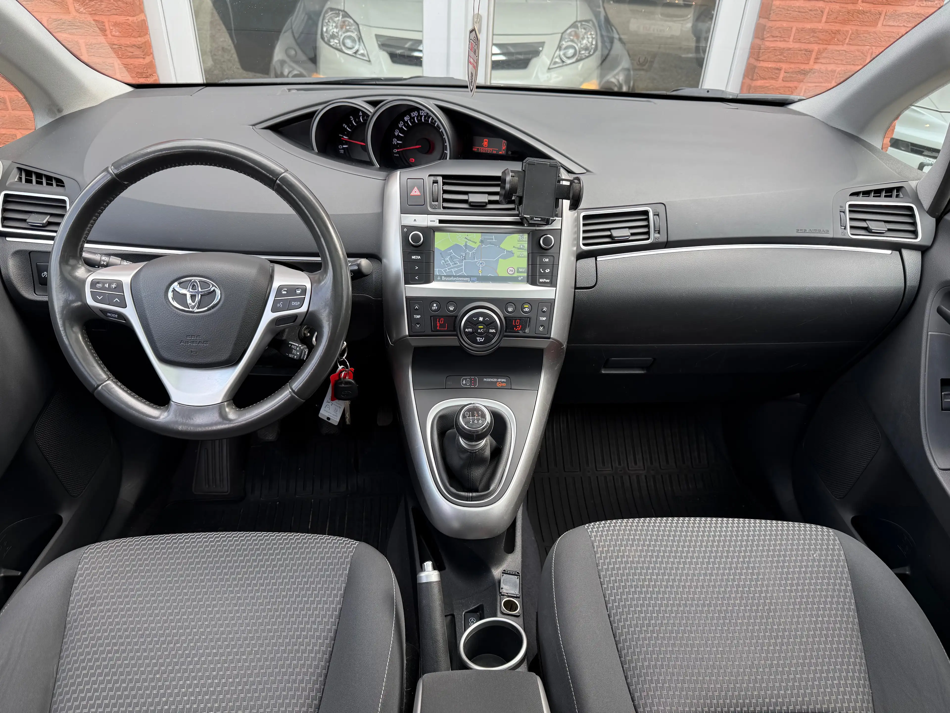 Toyota Verso Verso 1.6 D-4D Skyview 5pl. — photo 13