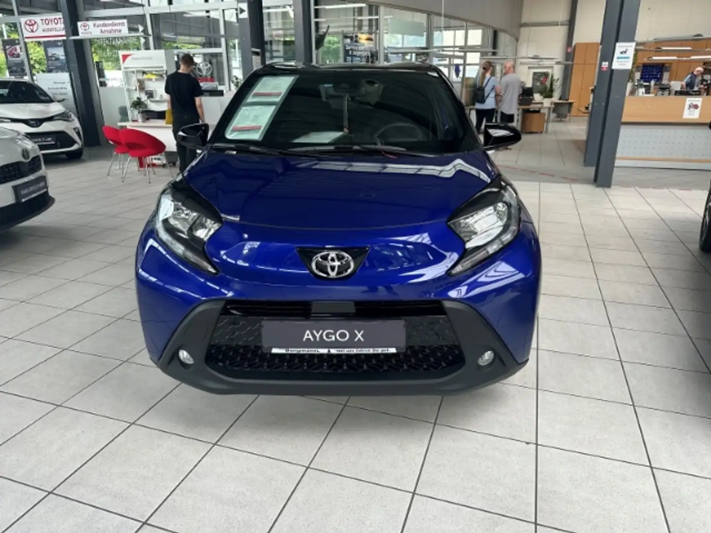 Toyota Aygo X Team D 1.0 VVT-i Automatik, Rückfahrkamera, Sitzhe Blau - 2