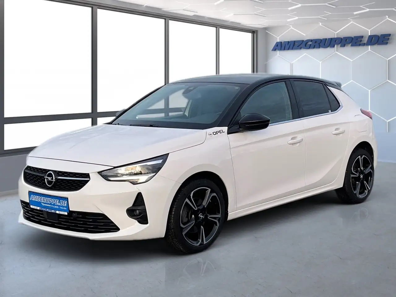 Opel Corsa 1.2 Ultimate 5tg Massage+Applink+LED — миниатюра 1