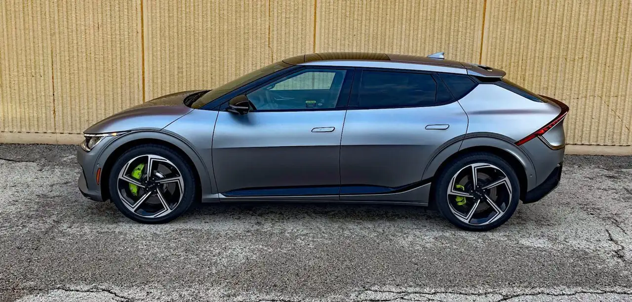 Kia EV6 снимка Kia EV6