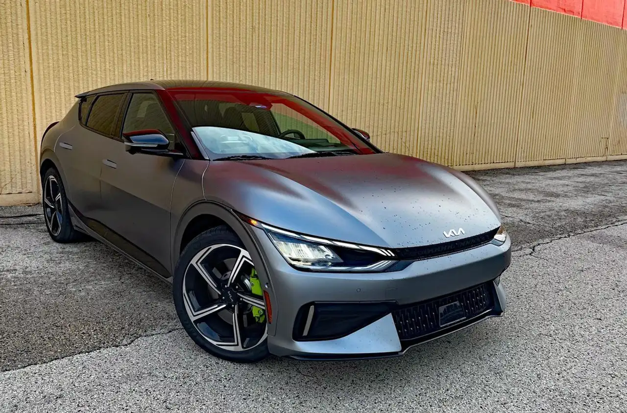 Kia EV6 снимка Kia EV6