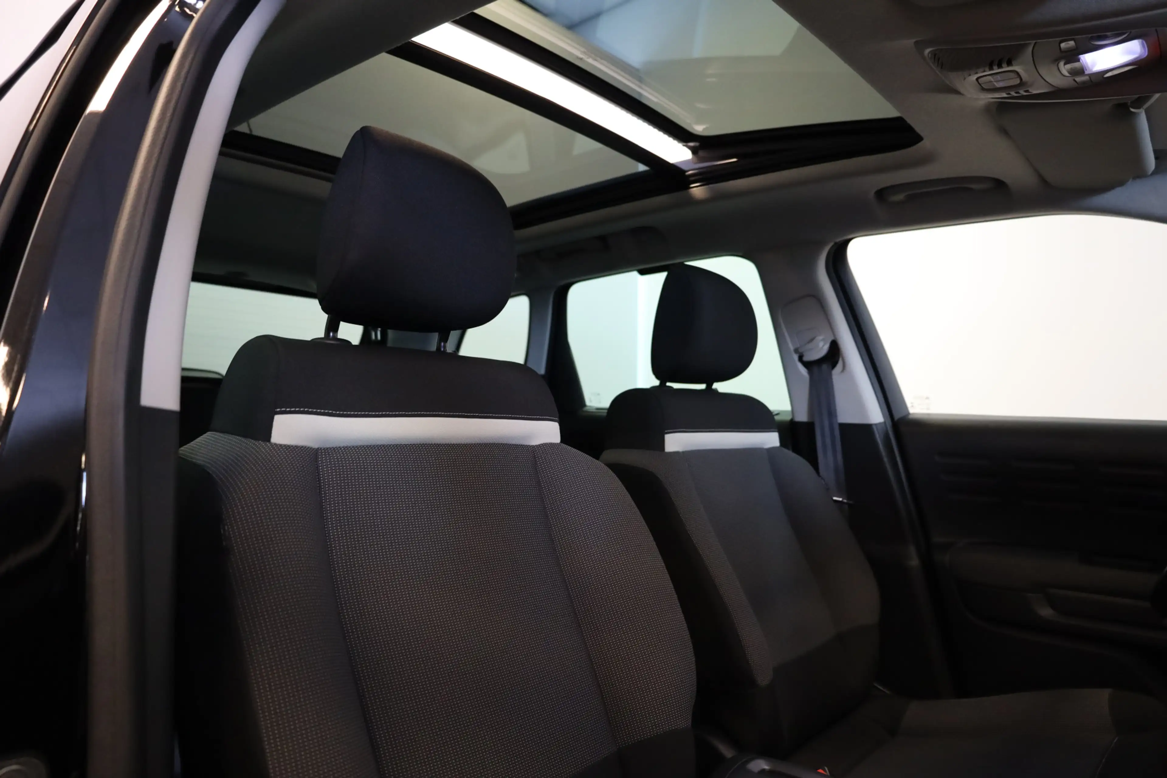 Citroen C3 Aircross PT 130 Shine Automaat | Panoramadak | Apple Carpla — photo 11