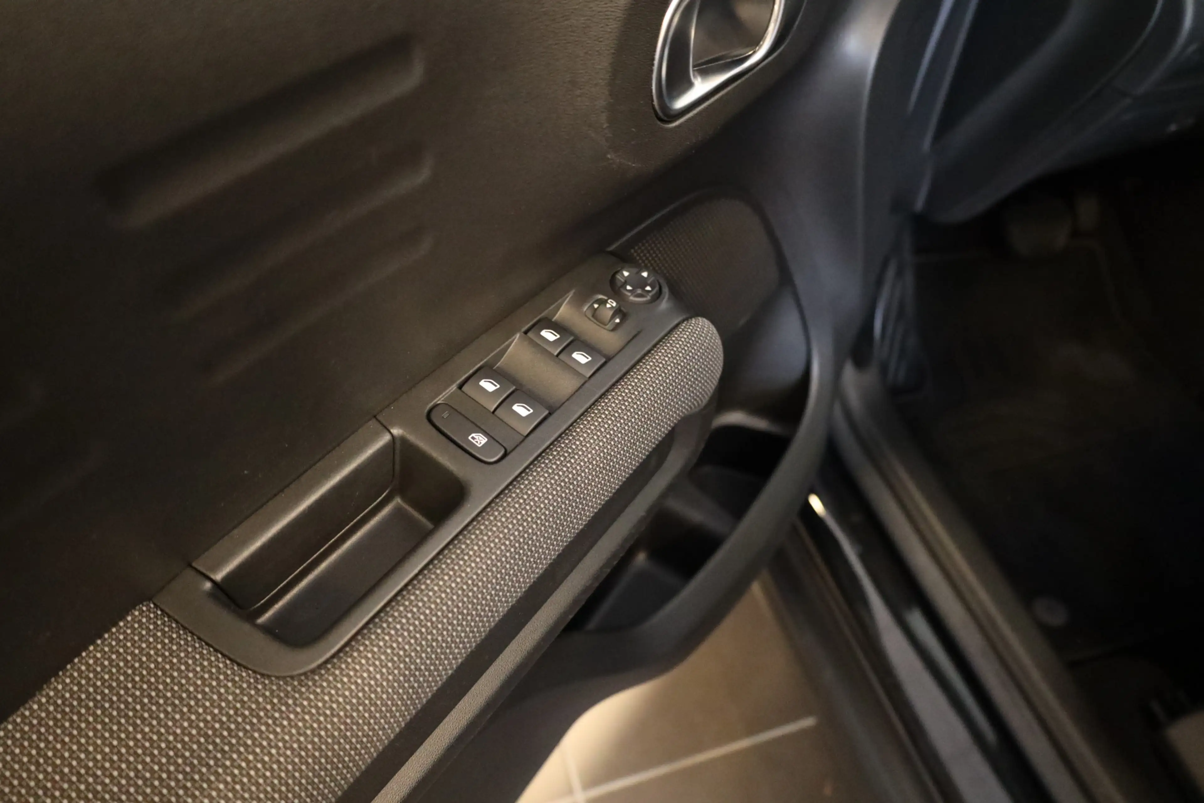 Citroen C3 Aircross PT 130 Shine Automaat | Panoramadak | Apple Carpla — photo 25