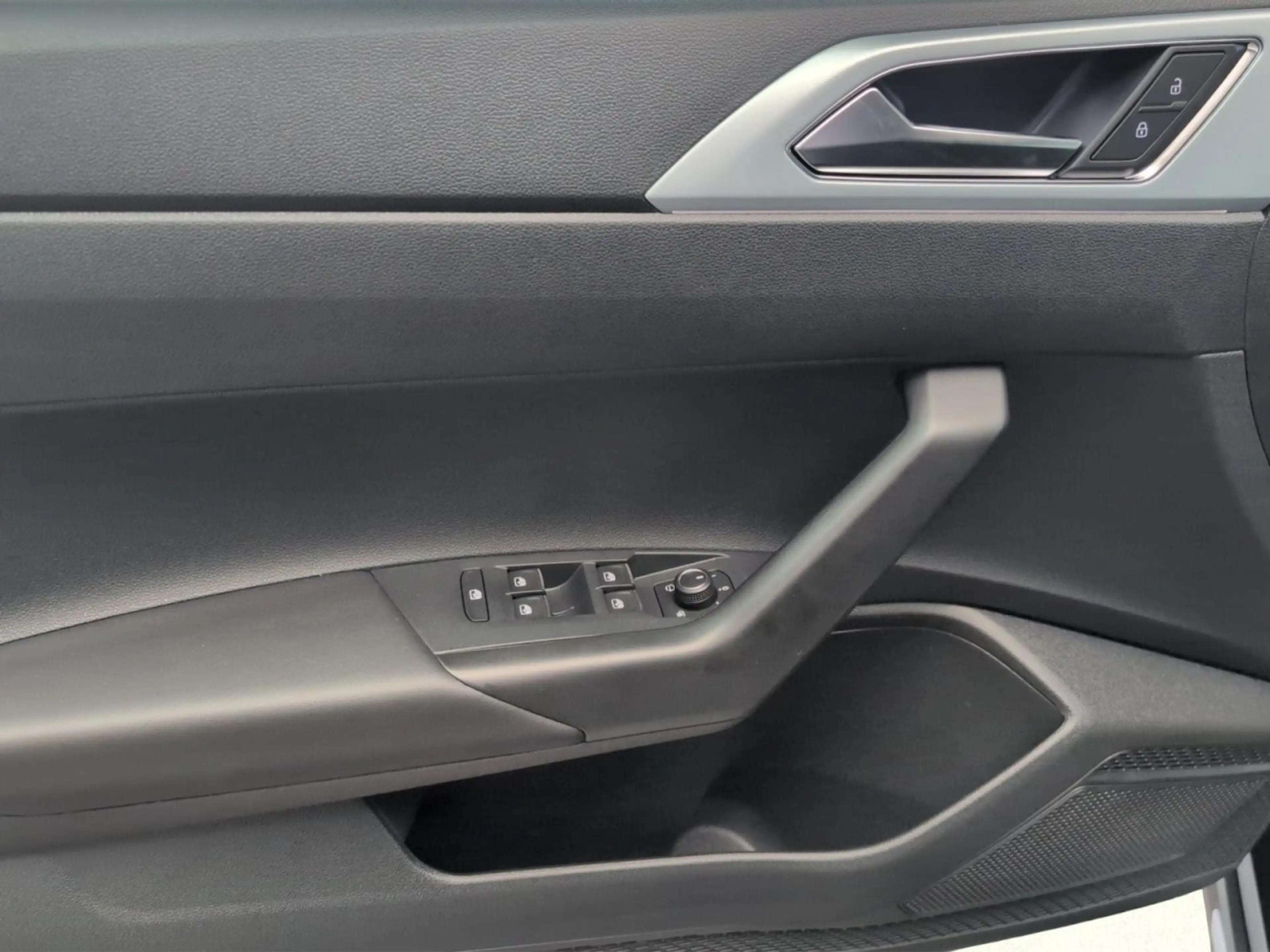 Volkswagen Taigo ENERGY 1,0 l TSI Klima Rückfahrkamera Sitzheizung — photo 12